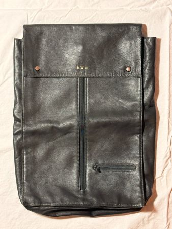 Hemdentasche schwarz 45x30, ideal für knitterarmen Transport