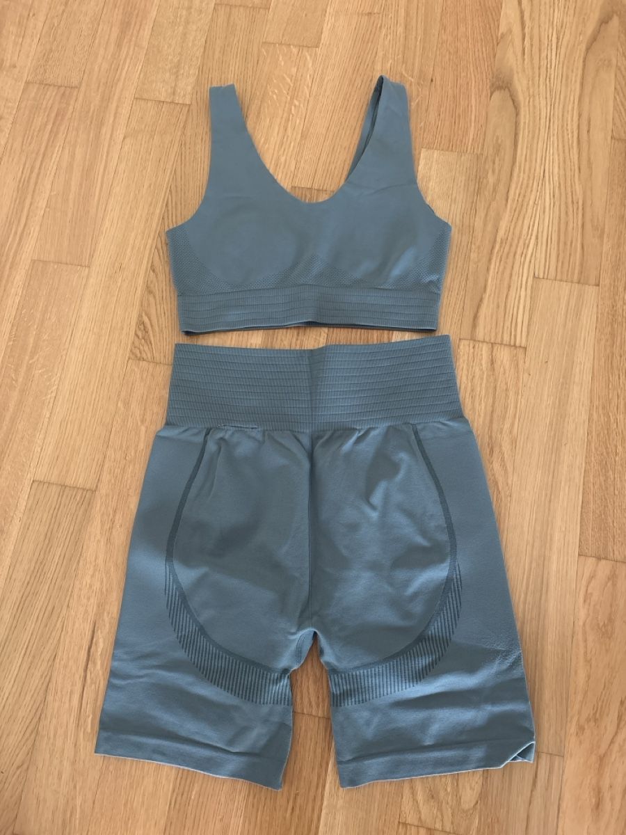 H&M Leggings: Ensemble sport H&M – Usato da Bulle venduto da ali_7fns