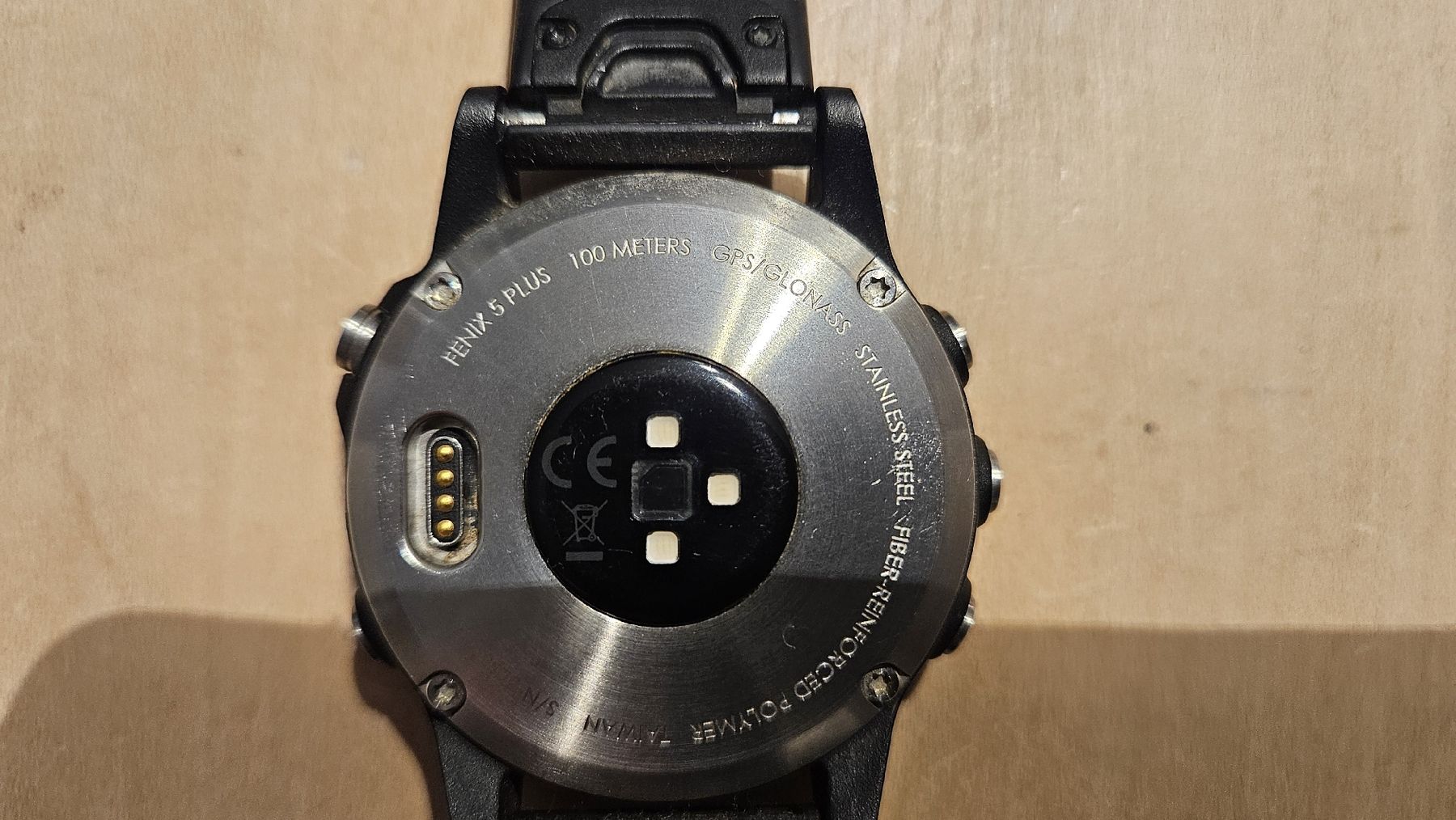 Garmin Smartwatch: Garmin Fenix 5 Plus – Gebraucht aus Langnau i. E. von  1
