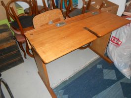 Altes Schulpult