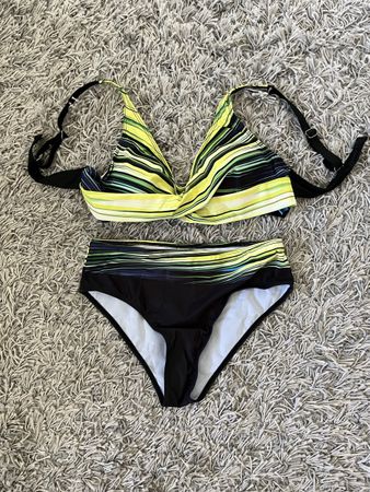 Bikini neu