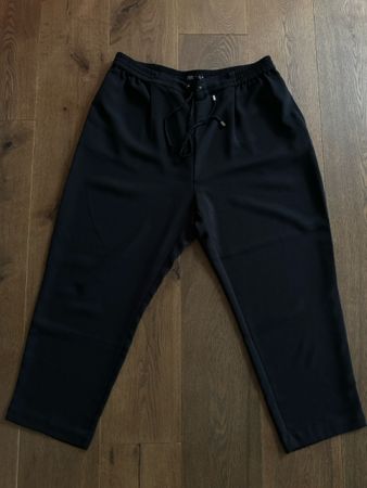 Zara Hose black, Gr. XXL, neuwertig! ALLES MUSS WEG!