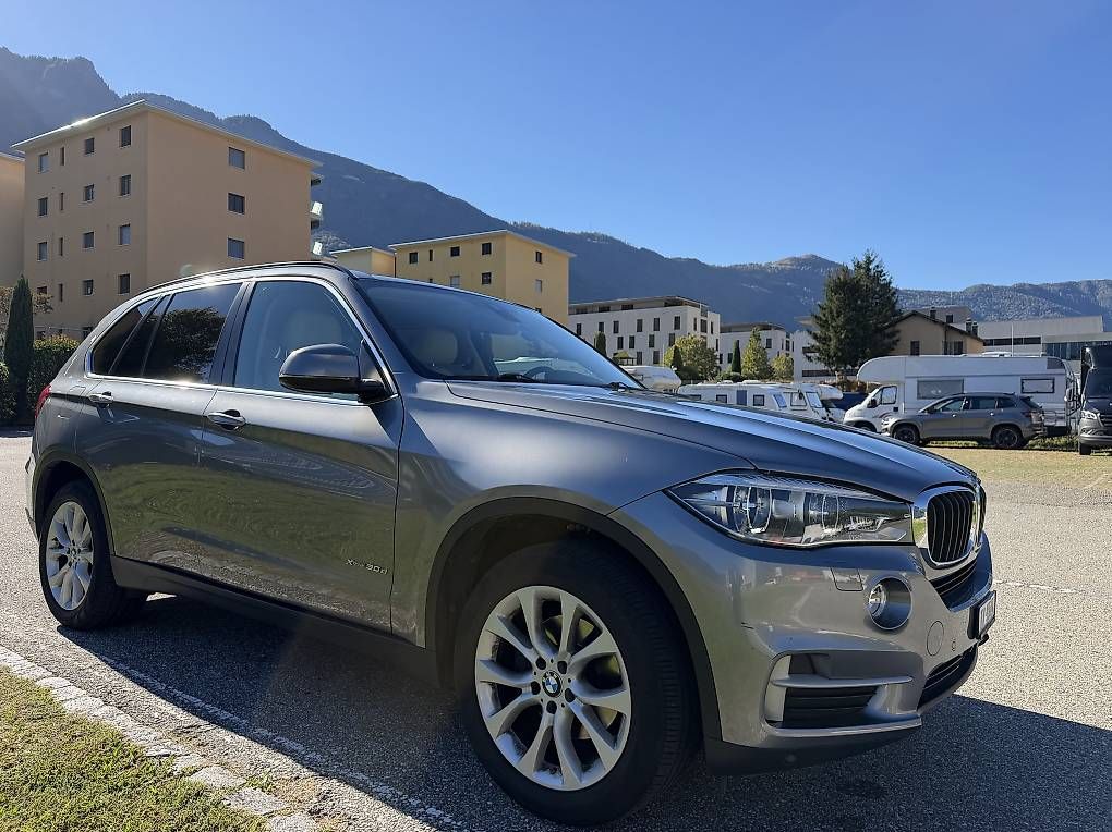 Autos: BMW  X5  xDrive 30d – D'occasion à Giubiasco par automobili72 7