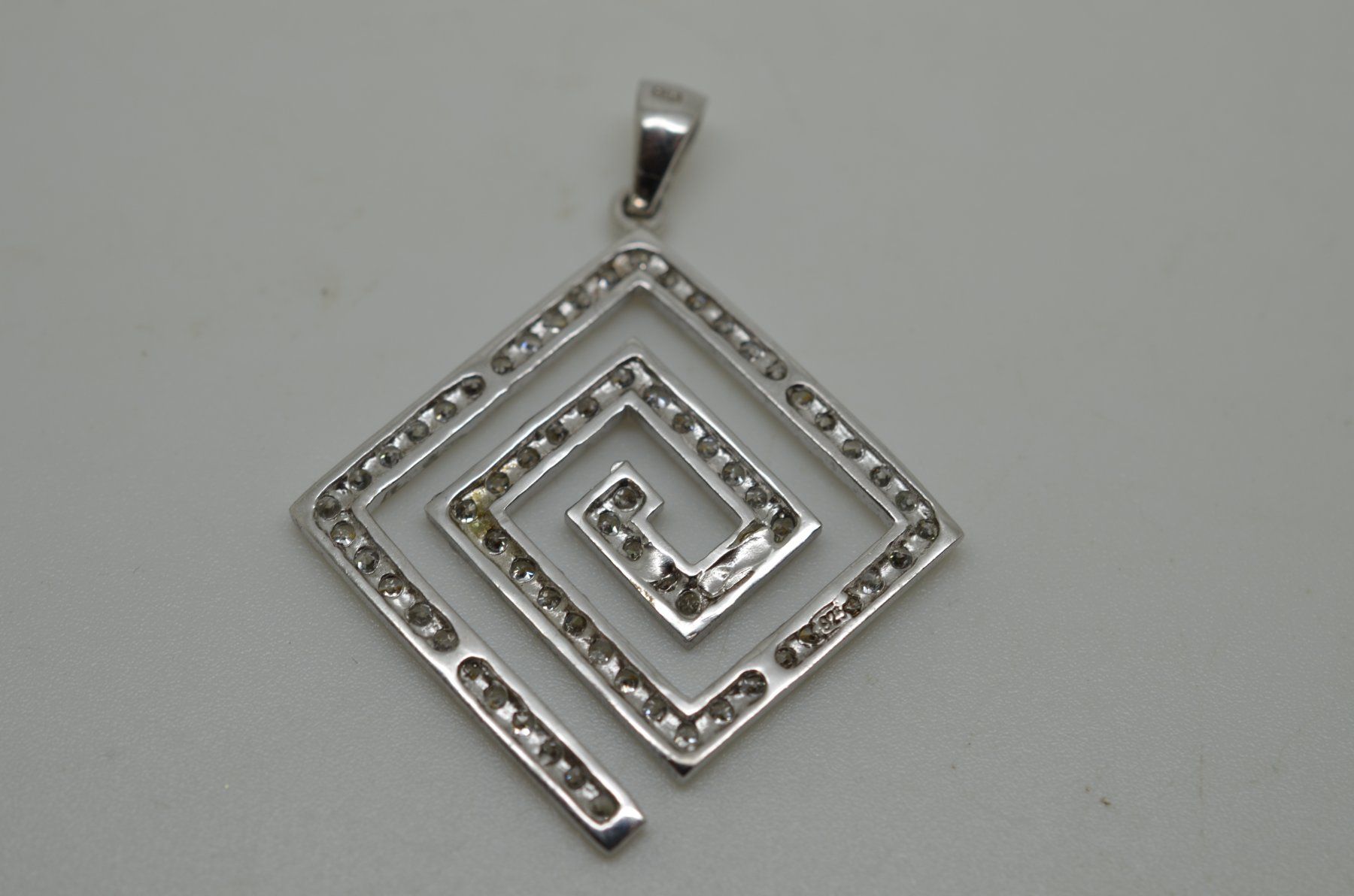 Ciondoli: Pendentif argent 925 avec cz4.3 grammes – Usato da La Croix (Lutry) venduto da OMEGA07 2