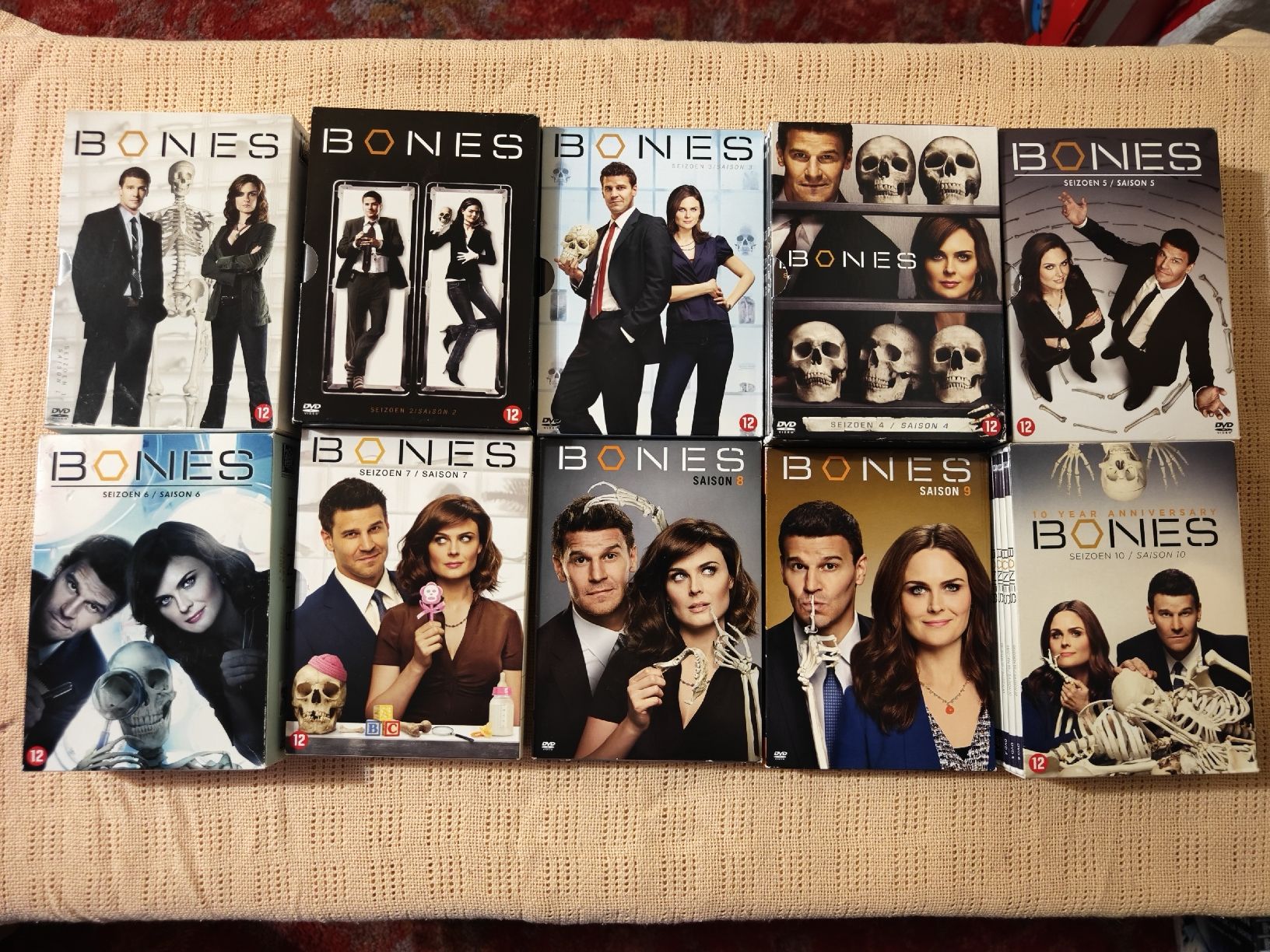Alle DVDs: DVD Bones - L'intégrale des saisons 1 à 10 – Gebraucht aus Le Séchey von camg202