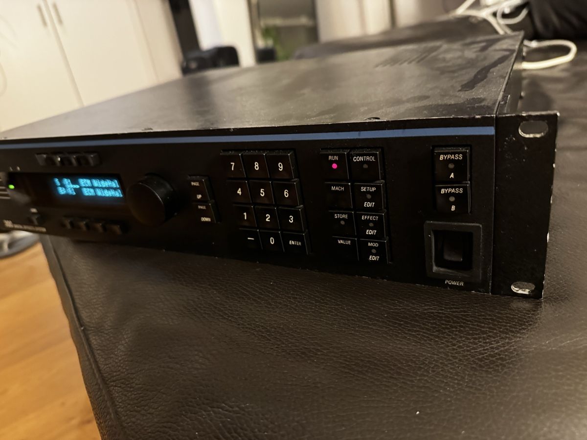 Strumenti musicali: Lexicon 300 - Digital Effects System V3.5 - mit Presets – Usato da Zürich venduto da 1cut2 5