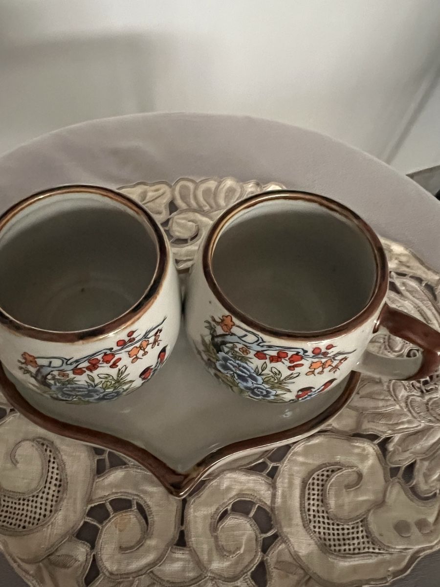 Tassen: Ensemble deux tasses avec soucoupe – Neu (gemäss Beschreibung) aus Gland von choupon 1