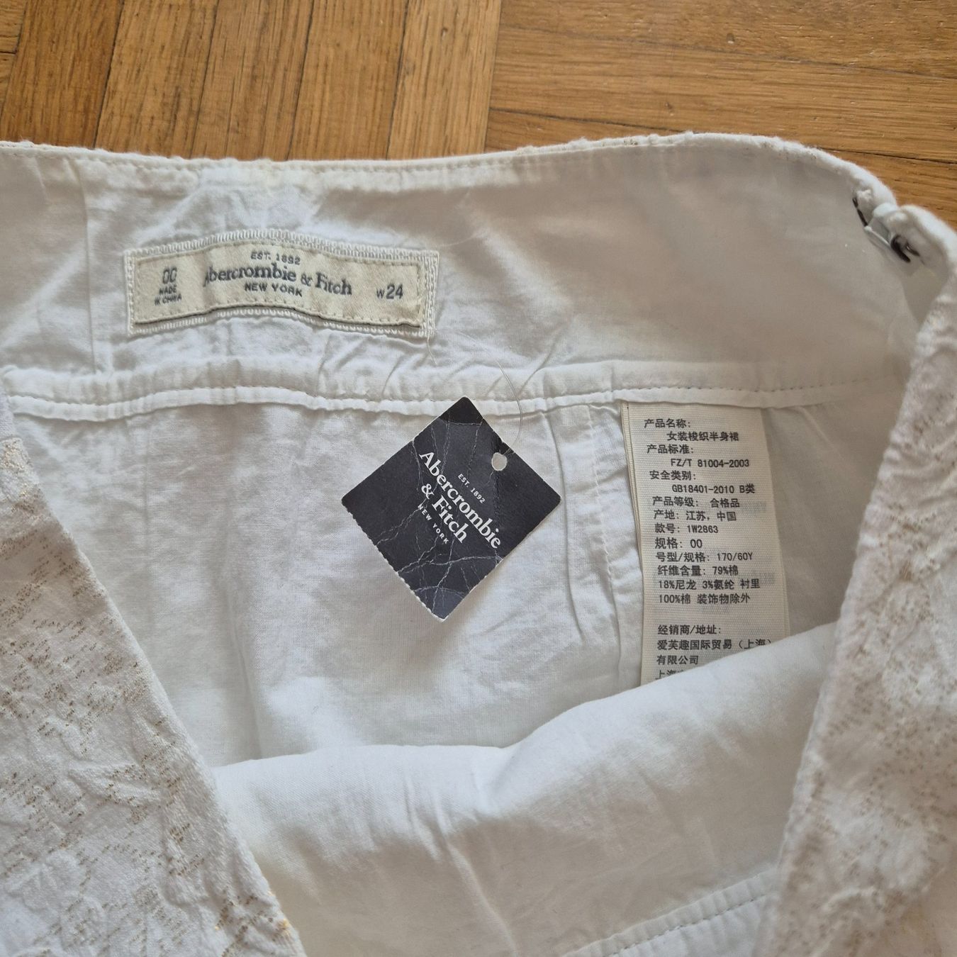 Röcke: Jeansrock Esprit Grösse 34, Abercrombie Gr.24 – Gebraucht aus Münchenstein von yes_l59n 8