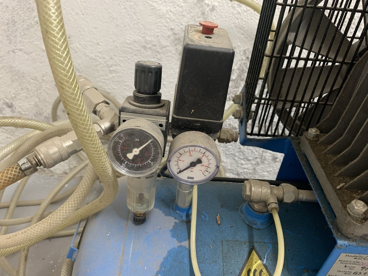 Compressori: Kompressor tool-air – Usato da Niederhasli venduto da Nati134 2