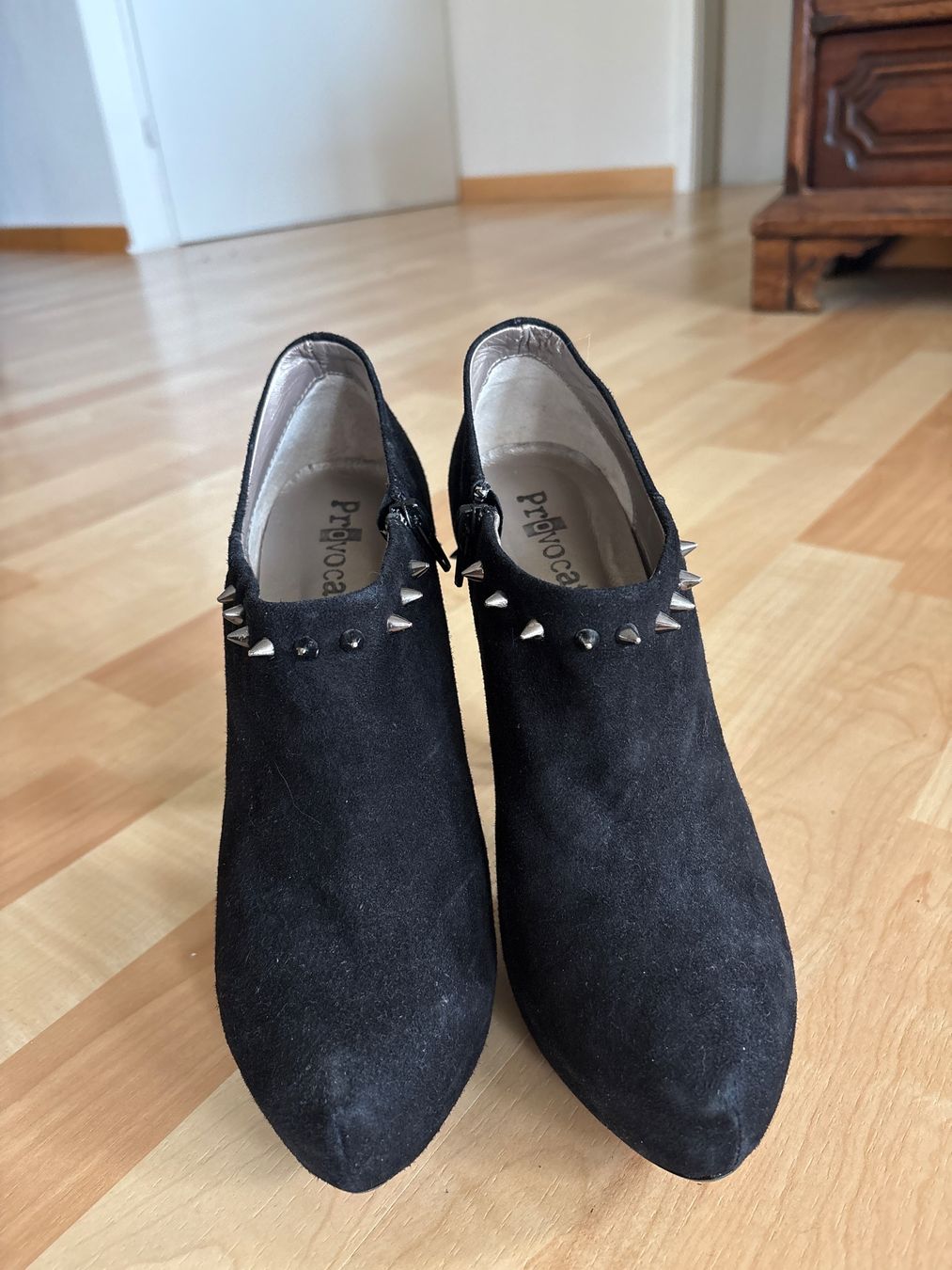 Scarpe da donna: Spikey High-heels – Usato da Huttwil venduto da fer_zgx2 2