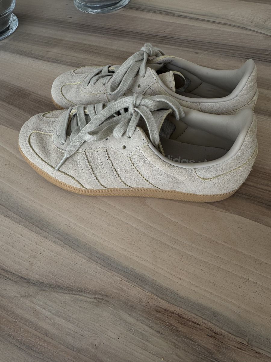 Adidas Scarpe da donna: Adidas Samba Gr. 39 1/3 – Usato da Mettmenstetten venduto da little_family_21 2