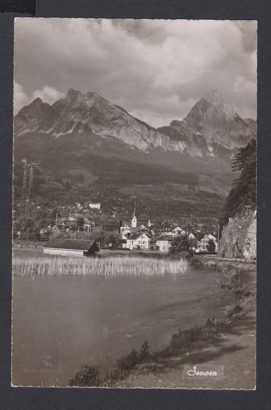 Cartoline postali: Seewen  SZ   :   alte Ansichtskarte um 1940 – Usato da Vitznau venduto da Ropaku