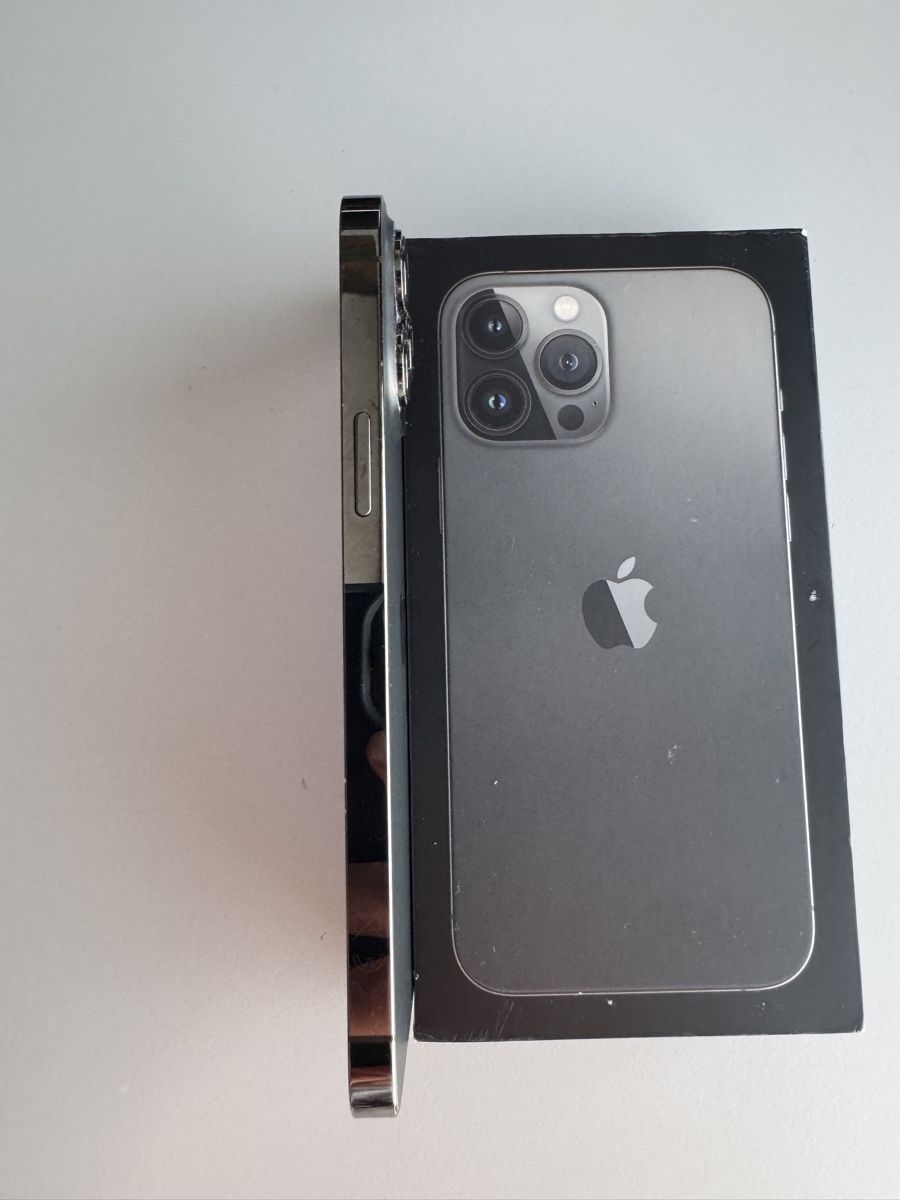 Apple Handys / Smartphones: Iphone 13 Pro Max 256 GB Graphite – Gebraucht aus Zürich von ArtByEsb 4
