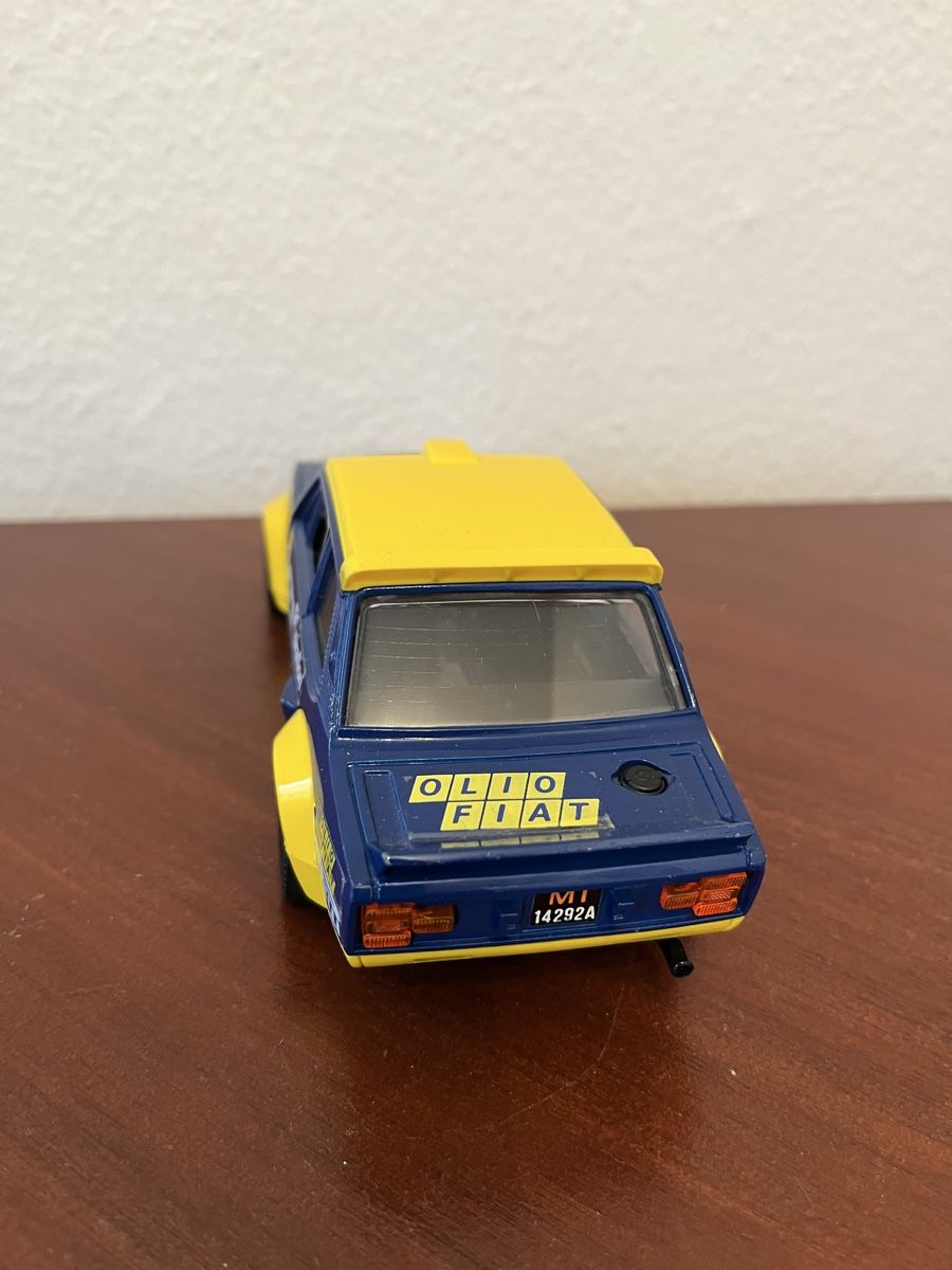 Bburago Modellini d'auto: Fiat Abarth Rallye Bburago – Usato da Wabern venduto da Housi78 4