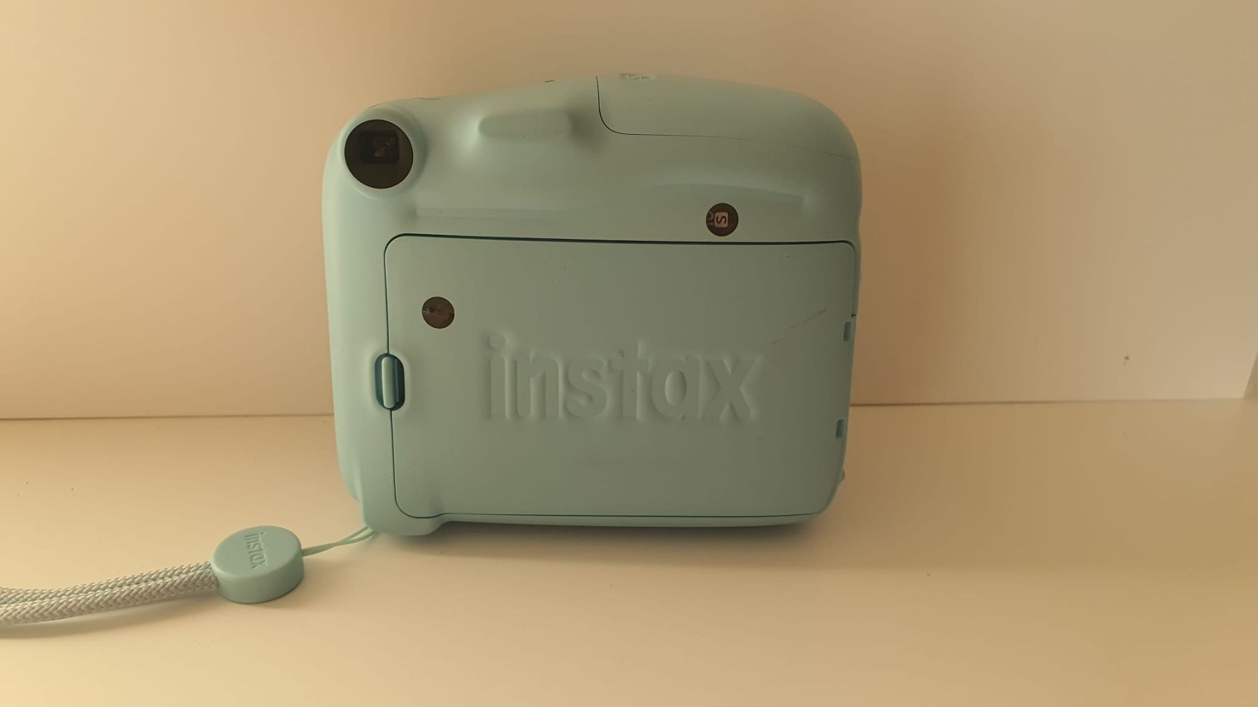 Fujifilm Fotocamera: Fujifilm Instax Mini 11 – Usato da La Tour-de-Peilz venduto da cod_9hq5 1
