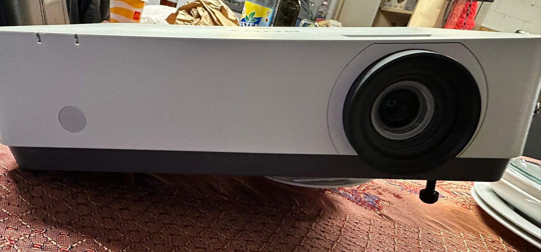 Sony Home Cinema: Used Sony VPL-EW348 Projector - Great Condition! – Usato da Baar venduto da coi_8gfx 2