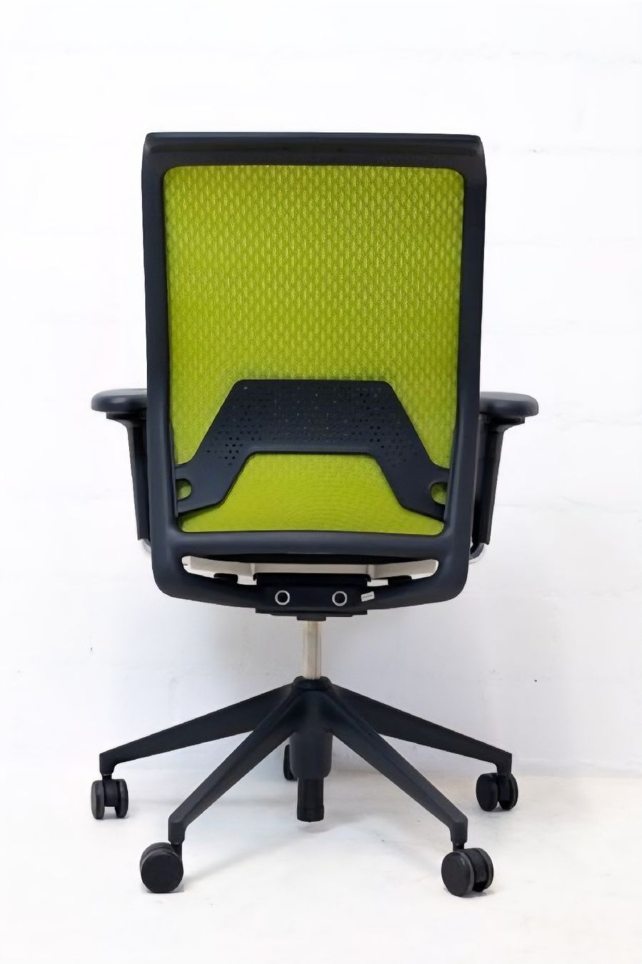 Vitra Chaises: Vitra ID Mesh Bürostuhl – D'occasion à Herrliberg par Dusty1961 6