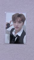 Christmas EveL Preorder Benefit Lee Know Photocard