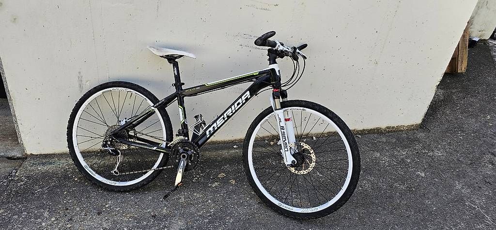 Vélos: Merida Matts HFS 1000 Mountainbike  – D'occasion à Naters par smu_jcm2