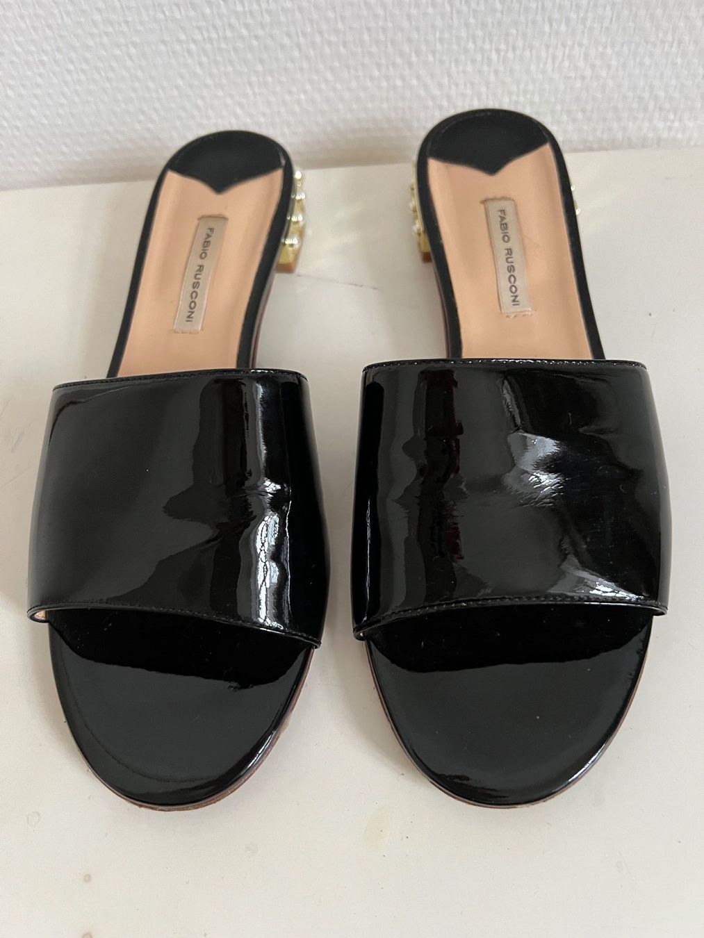 Scarpe da donna: Fabio Rusconi Lederlack mit Perlenabsatz  Gr.38;5 – Usato da Zürich venduto da ost_5sdl 1