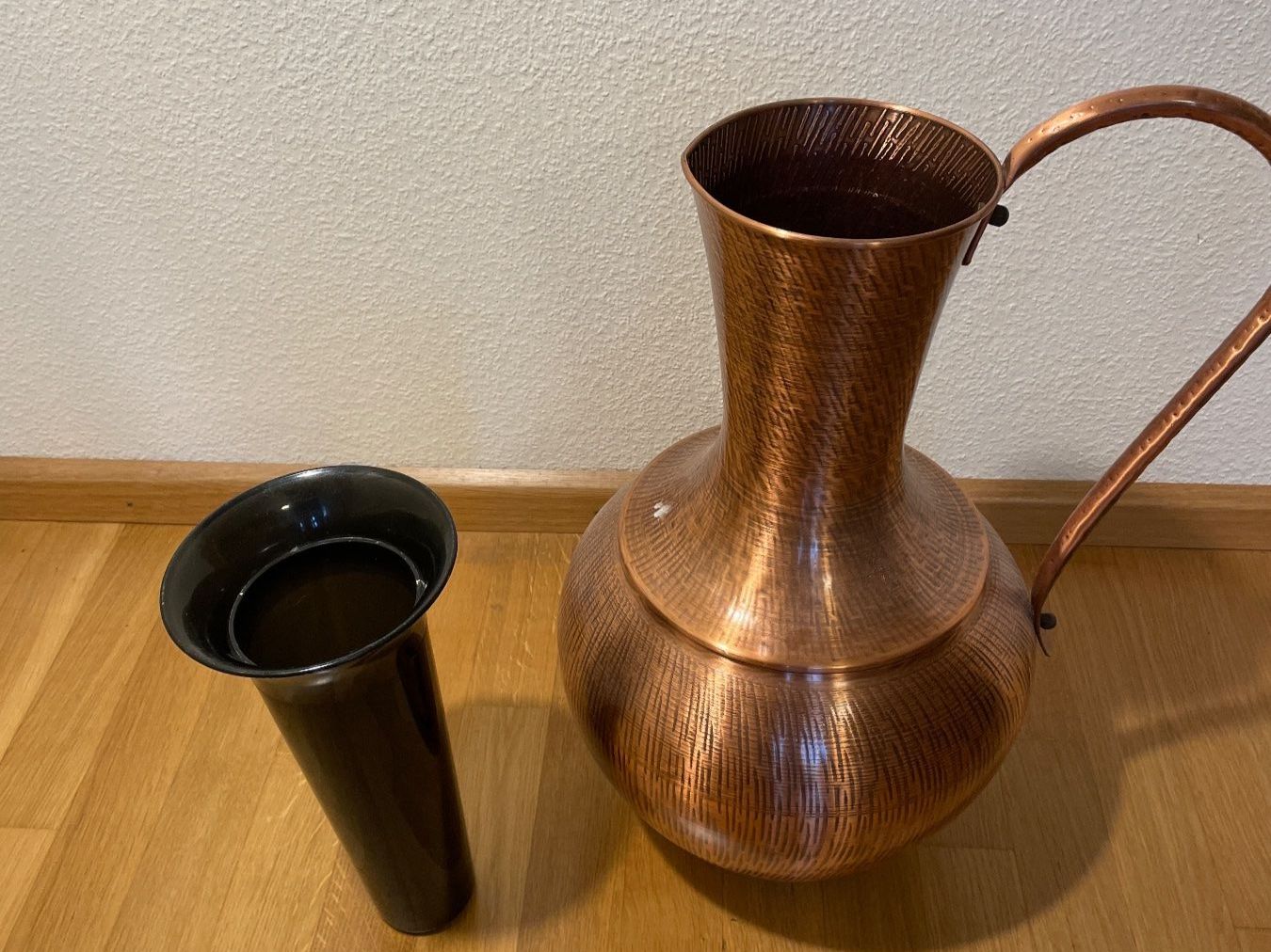 Vasi & Recipienti: Vintage Bodenvase, vermutlich aus Bronze – Usato da Basel venduto da hda_x75p 3