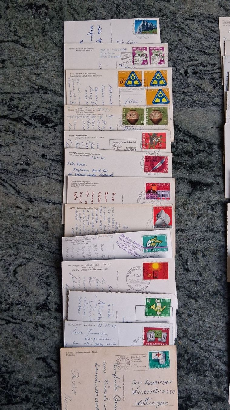 Tutti i francobolli: 66 alte Postkarten mit verschiedenen Schweizer Briefmarken – Usato da Wettingen venduto da Atollkirsche 4
