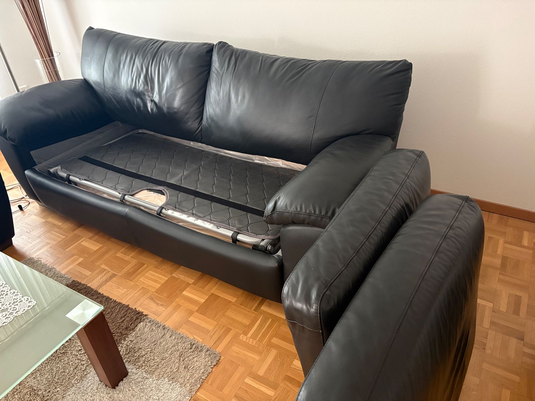 Ikea Sofas: 2 Ledersofa schwarz guter Zustand – Gebraucht aus Zürich von gcr_jmx8 3