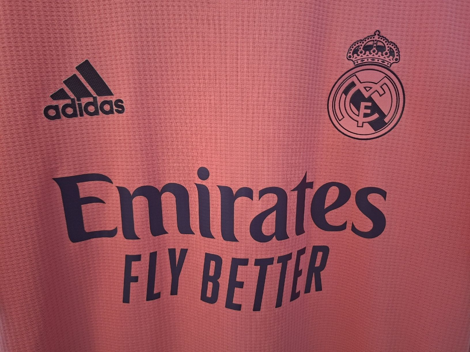 Real Madrid Canottiere & Pantaloni: MODRIC #10 Original Player Version Real Madrid 2020 Trikot – Usato da St-Léonard venduto da SwissDealsJersey 2