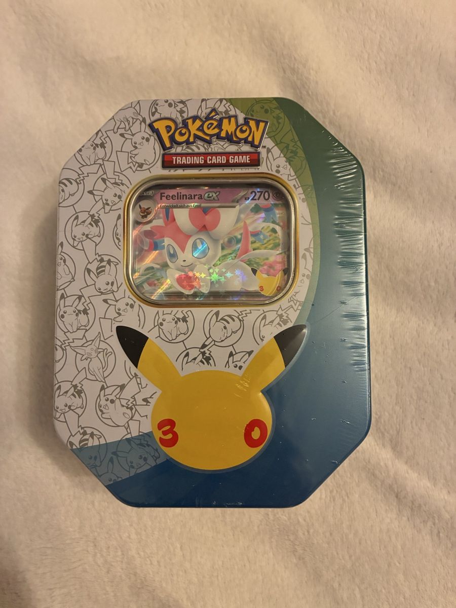 Pokémon Carte collezionabili: Pokemon 30th Tin-Box Feelinara DE – Nuovo e nell'imballaggio originale da Niederhasli venduto da Scharindli