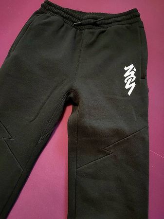 NUOVI Pantaloni jordan  taglia 13/15 anni