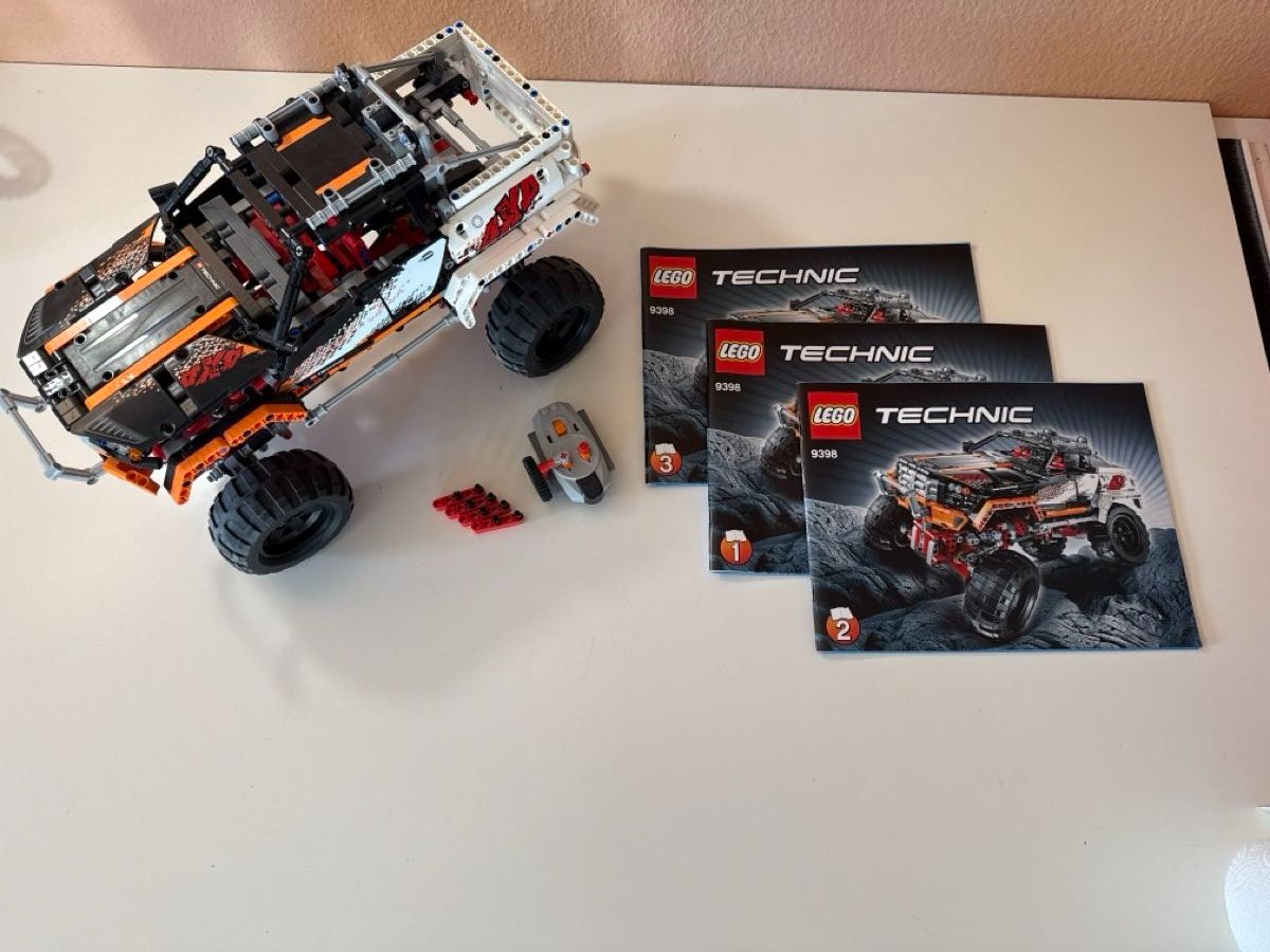 Lego Giocattoli: LEGO Technic 4x4 Offroader 9398 – Usato da Langenthal venduto da jannikand 3
