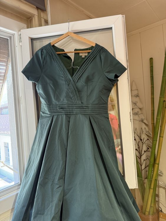 Lindy Bop Emerald Green Dress UK 18, petticoat and Shoes  (Neu (gemss  Beschreibung)) in Neirivue fr CHF 50  mit Lieferung auf Ricardo kaufen