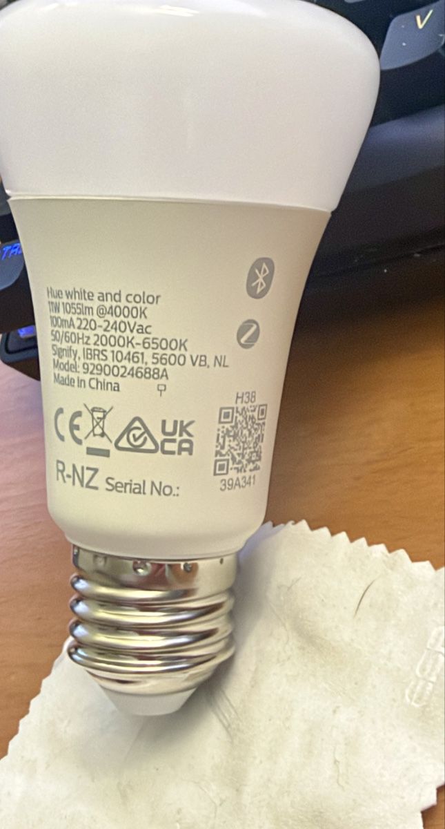 Philips Lampen: Hue Lanpe E27 white and color  – Gebraucht aus Bichelsee von Kecksen 1
