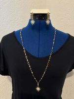 Kette und Ohrringe mit Stern/Sonne