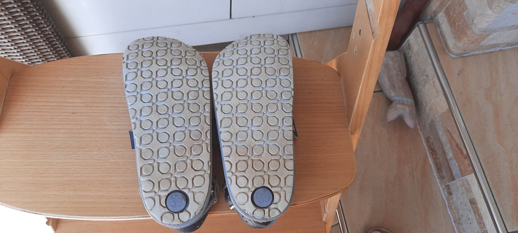 Scarpe da donna: ABEBA ruber Schuhe Arbeits - Berufsschuhe Gr 39 – Usato da Turbenthal venduto da tirare 4