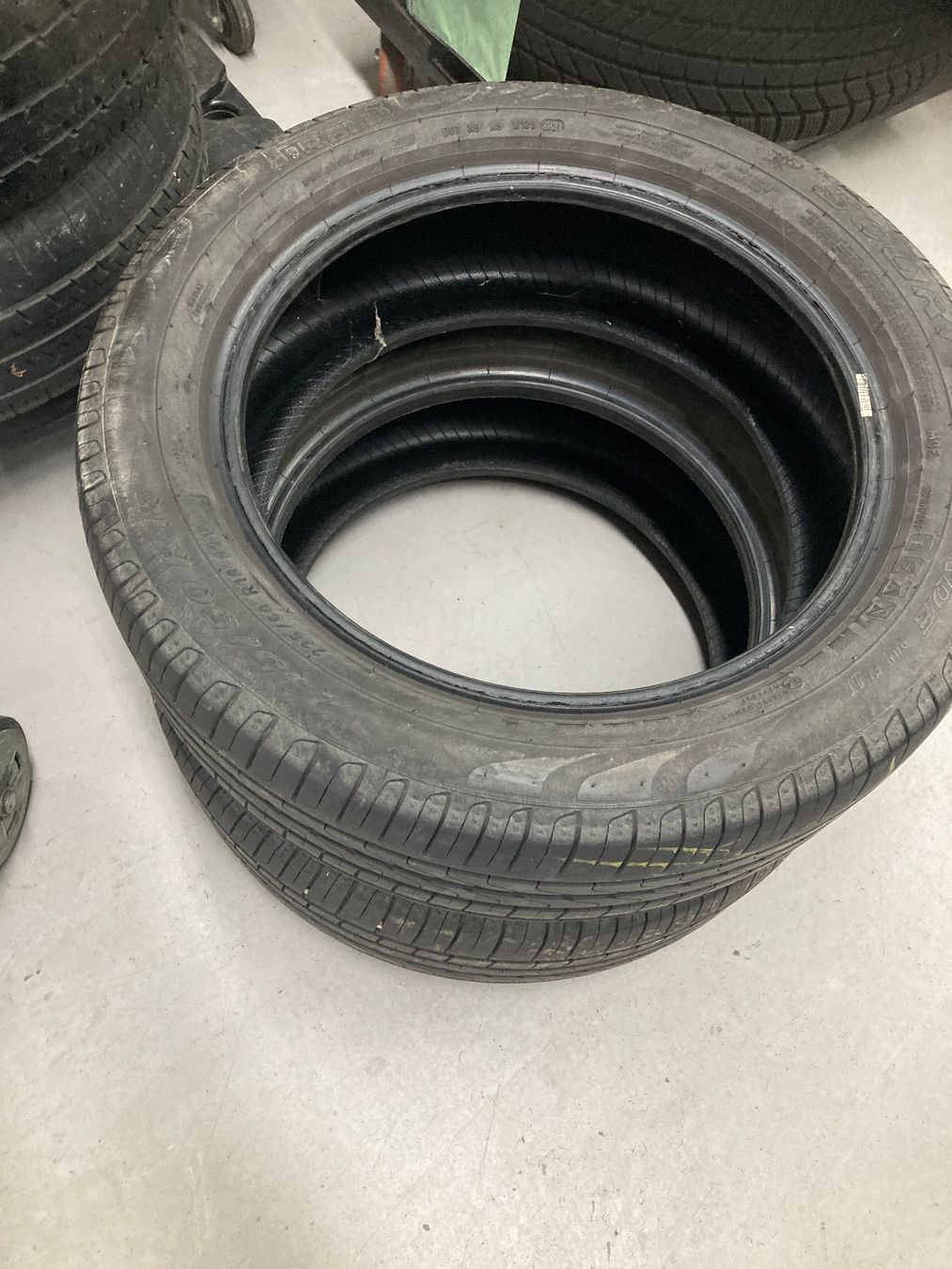Pirelli Pneus & Kompletträder: 235/50R18 Sommerreifen Pirelli – Gebraucht aus Cham von WB2223