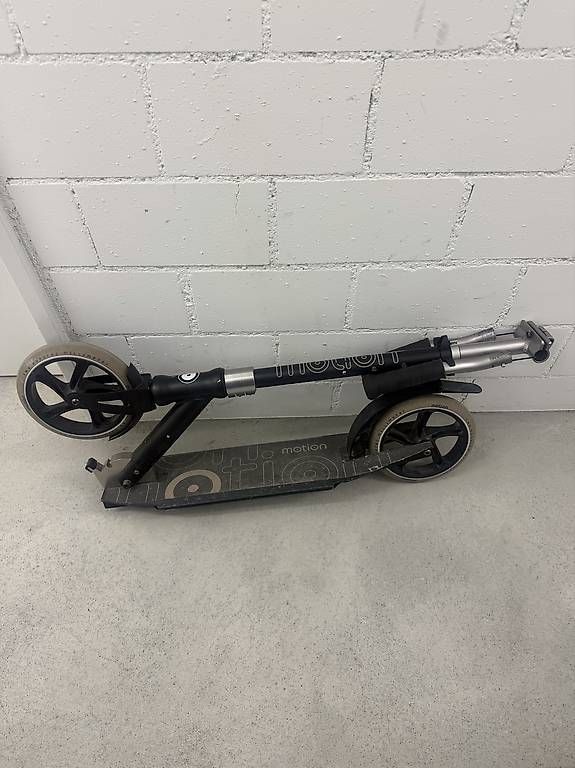 Kickboard: Trottinett Motion – Usato da Winterthur venduto da blueeyes10 1