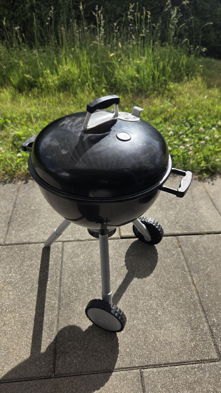 Giocattoli: Spielzeug Grill Weber – Usato da Oberkirch LU venduto da Tatamara 1