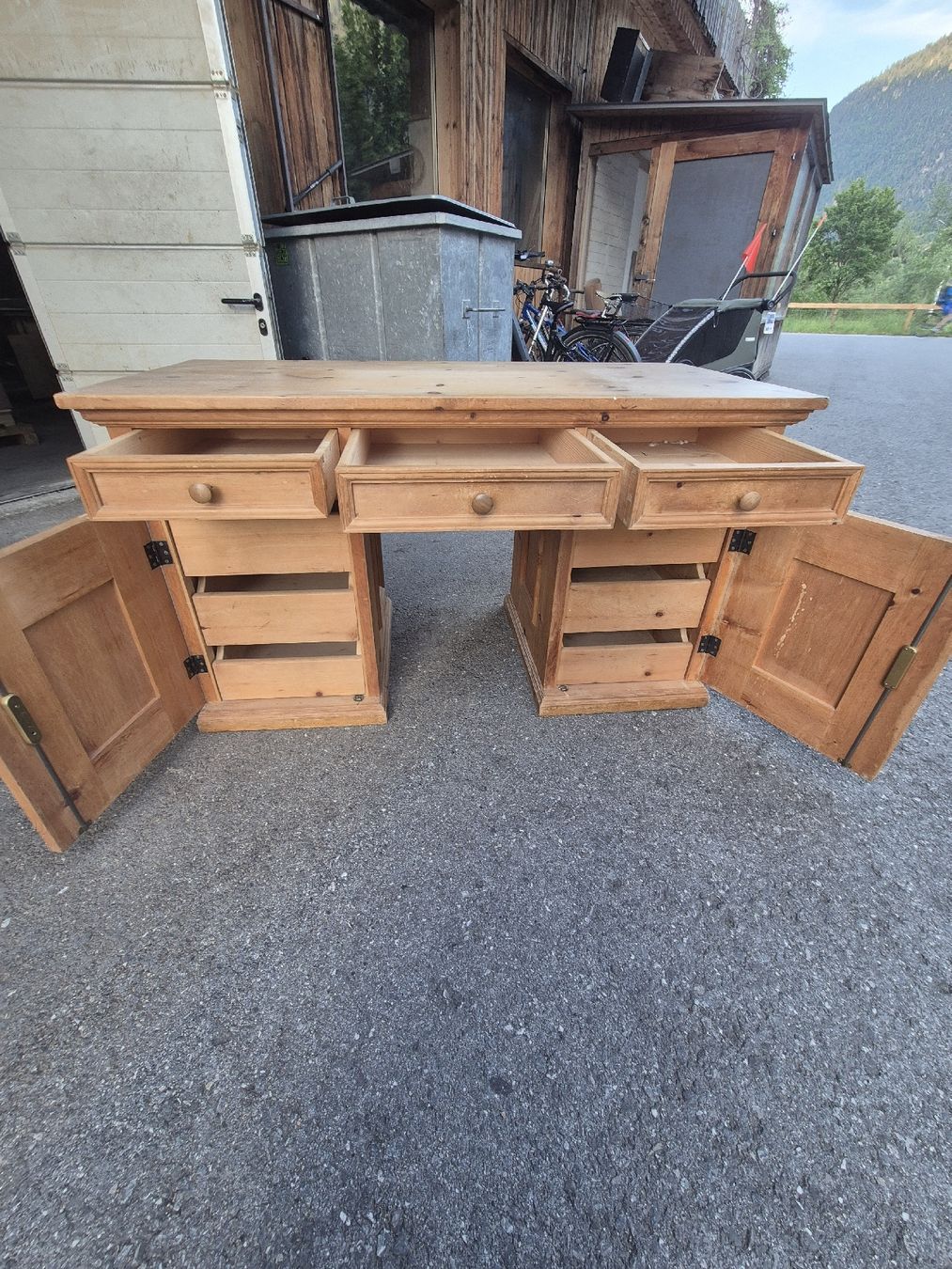 Scrivanie: Arvenmassivholz Pult – Usato da Felsberg venduto da HWSDesign 1