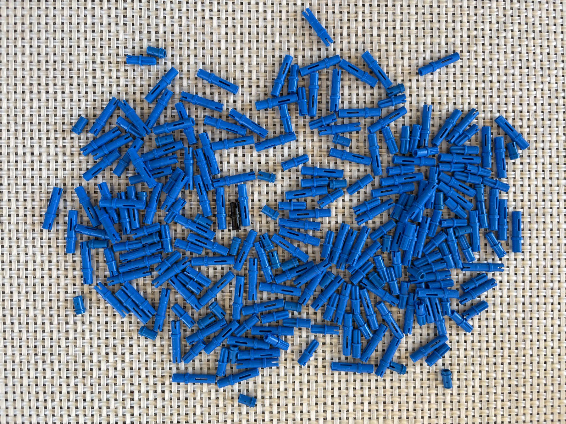 Lego Giocattoli: Lego Technik 42114 blaue Pins Stecker – Usato da Buochs venduto da Techtelmechtel