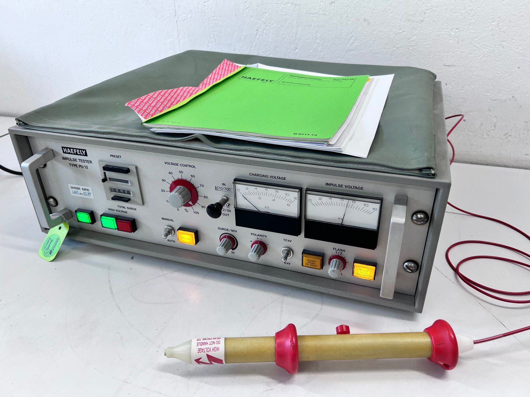Accessori da laboratorio: Haefely Impulse Tester Type PU12 – Usato da Niederdorf venduto da LeptonAG_Labor