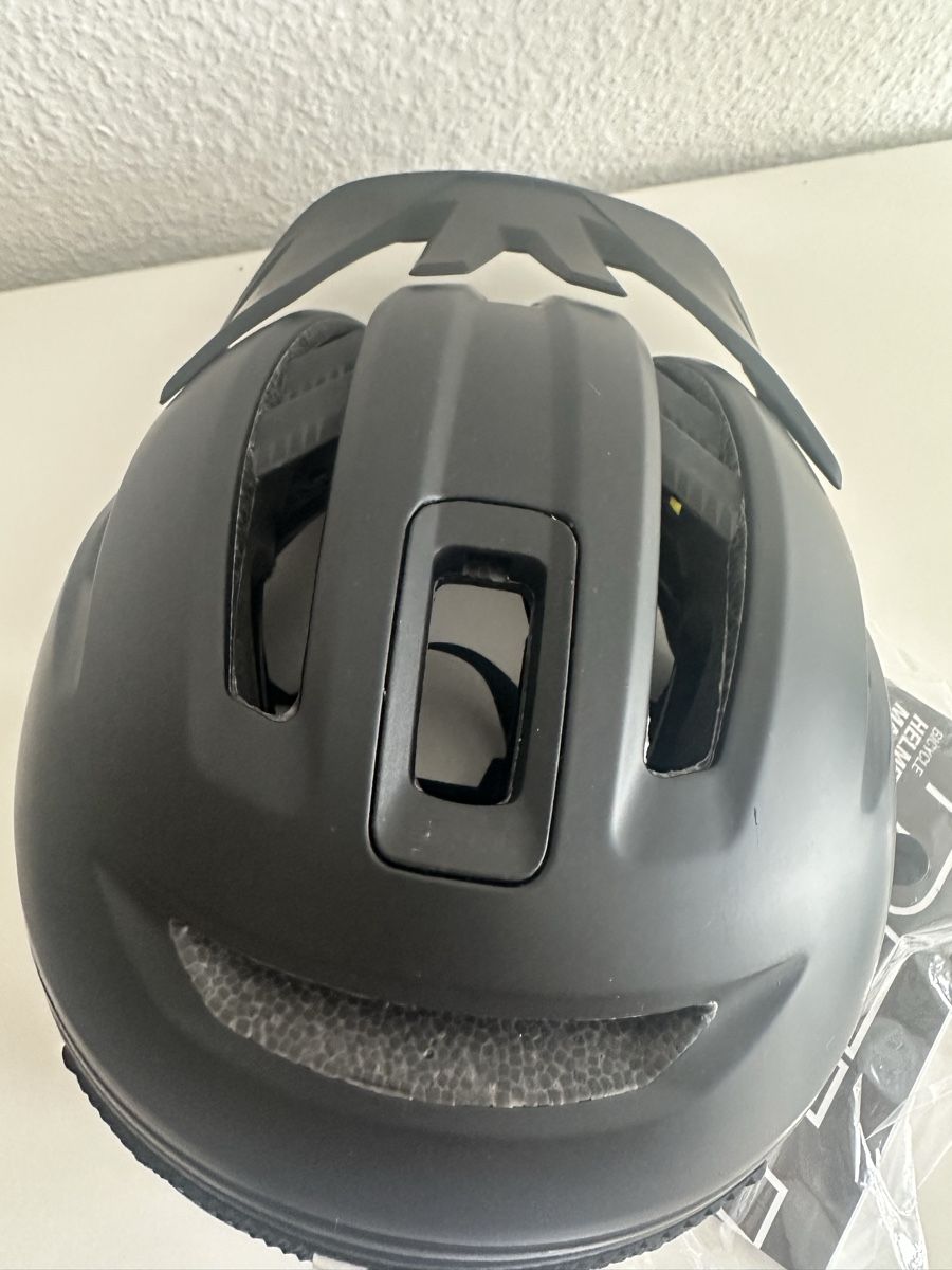 Caschi: BELL Sixer MIPS Velohelm neuwertig – Nuovo (secondo la descrizione) da Wetzikon ZH venduto da brandshop 3