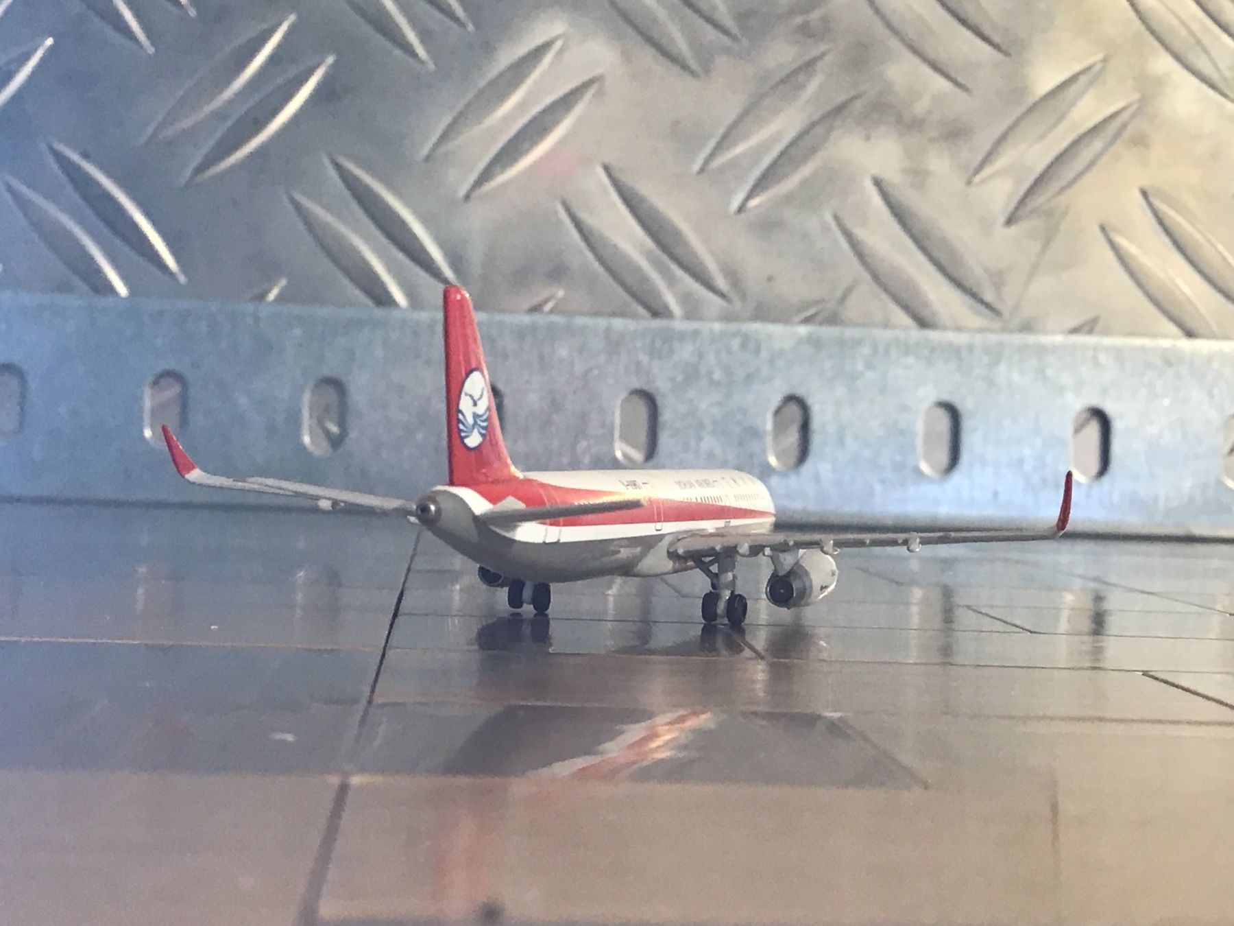 Herpa Kit di modellismo & Modellini statici: HERPA AIRBUS A321 1/500 – Usato da Männedorf venduto da Spezial-Modelle 2