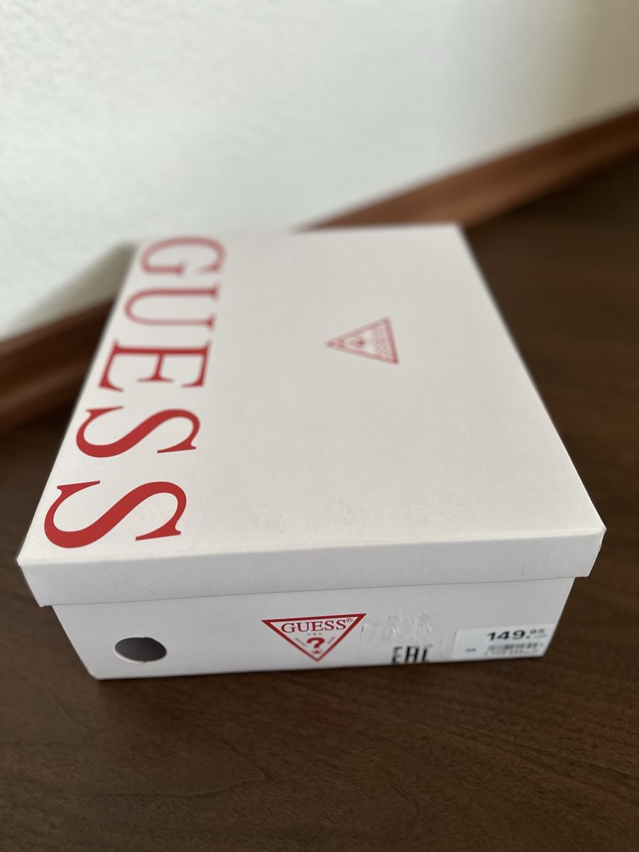 Guess Damenschuhe: Baskets GUESS neuves T39 – Neu und originalverpackt aus Yvonand von spiffy1429 3