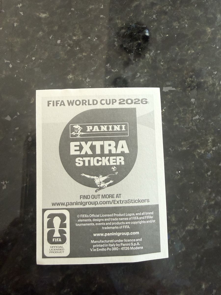 Panini Carte collezionabili: Vinicius Junior extra Sticker in Gold – Nuovo (secondo la descrizione) da Rietheim venduto da N_Rohr 1