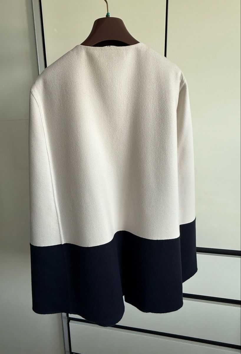 Loro Piana Autres vêtements femmes: Loro Piana Cape – Neuf (Voir description) à Endingen par VanBerkel 4