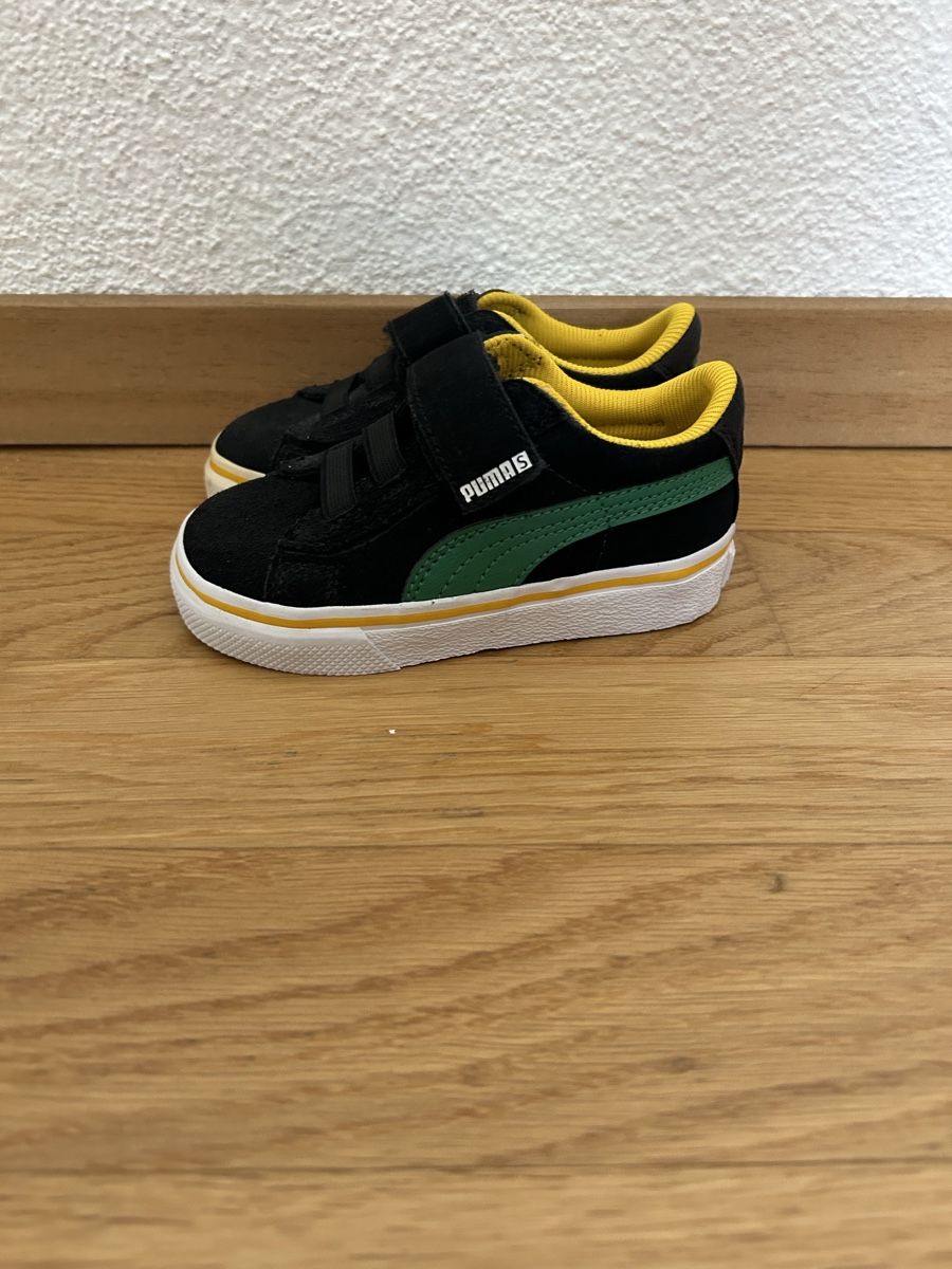Puma Scarpe per ragazzi: Puma Kinderschuhe Grösse 23 NEU – Nuovo e nell'imballaggio originale da Pfungen venduto da BuyIt