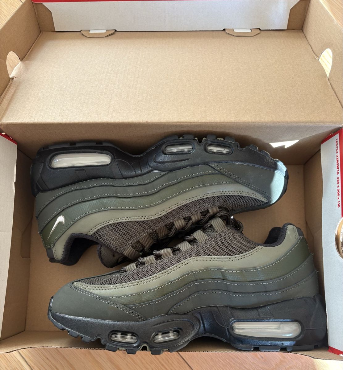 Nike Scarpe da uomo: NIKE AIR MAX 95 - Séquoia - neuves - p. 36 – Nuovo e nell'imballaggio originale da Broc venduto da ffribourg 1