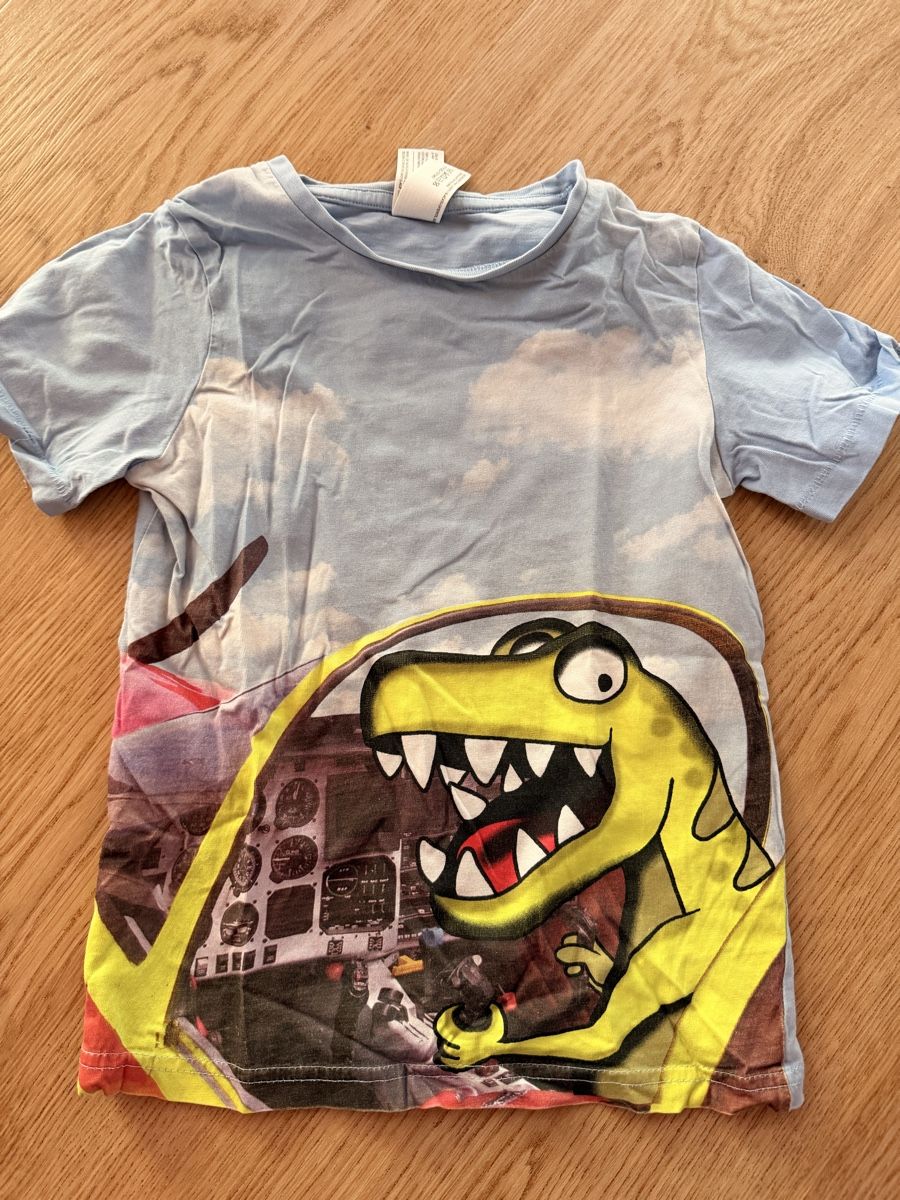 Lotti & Set di vestiti: Dino Kleiderset 128 – Usato da Nänikon venduto da broug 3
