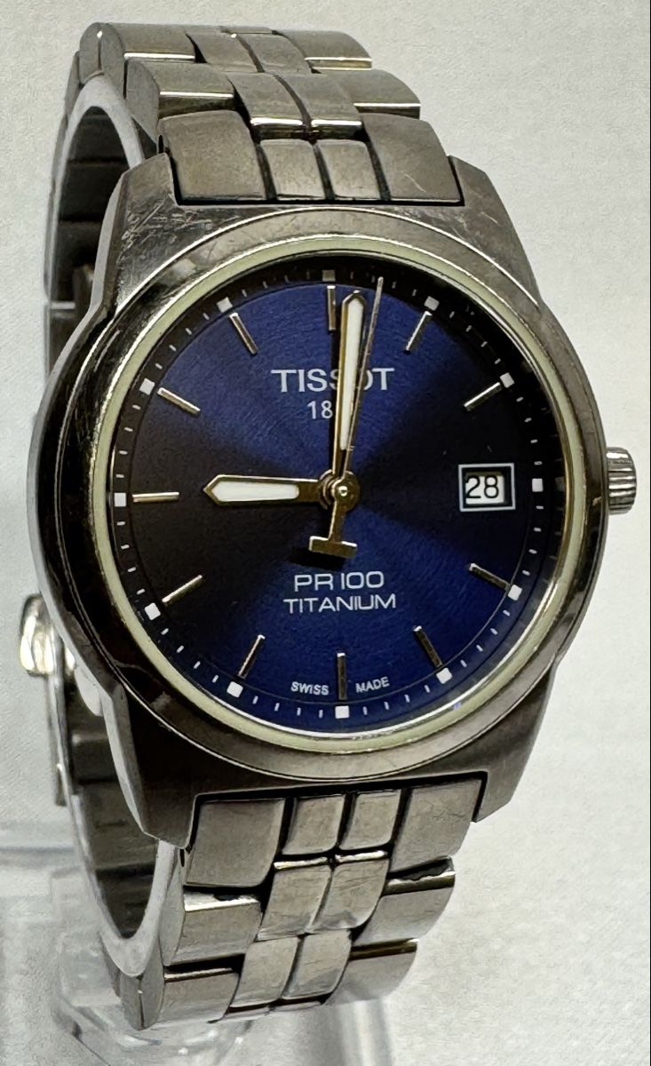Tissot Orologi: Tissot PR 100 Titanium Blaue Zifferblatt – Usato da Untersiggenthal venduto da TimeandShine 8
